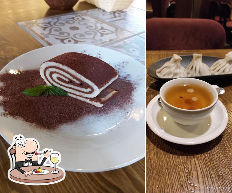 Чебуреки хинкали