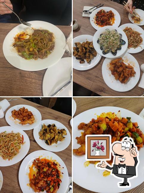 Посмотрите на внутренний интерьер "Илу"