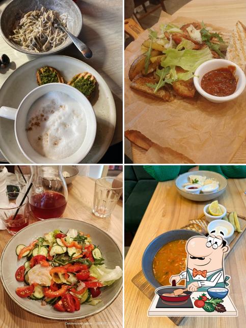 Курица с соусом карри в "Маруся"