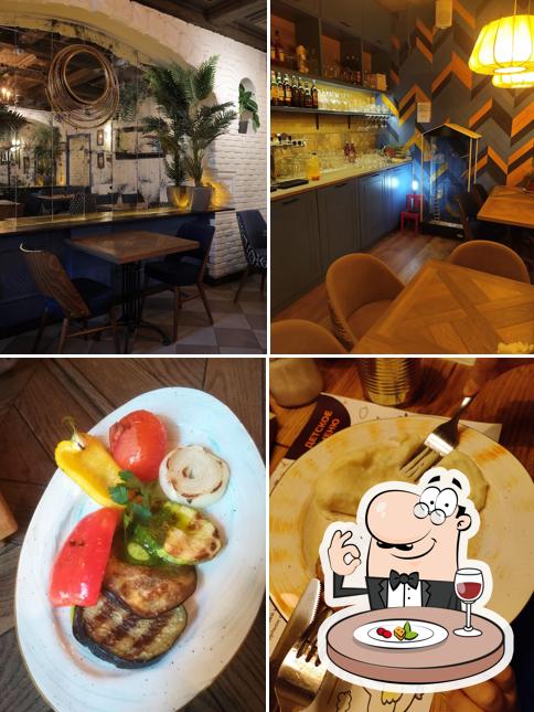 Еда в "Птичка"