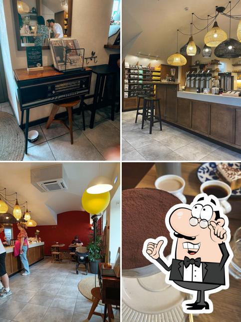 Посмотрите на внутренний интерьер "Фильтр-кофейня ТЧК"