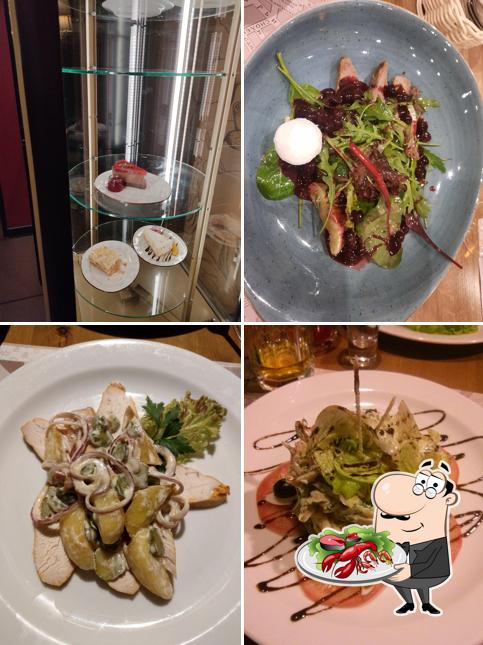 Сусанин House