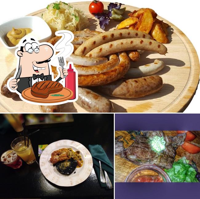 Отведайте блюда из мяса в "Баре Duckstar's"