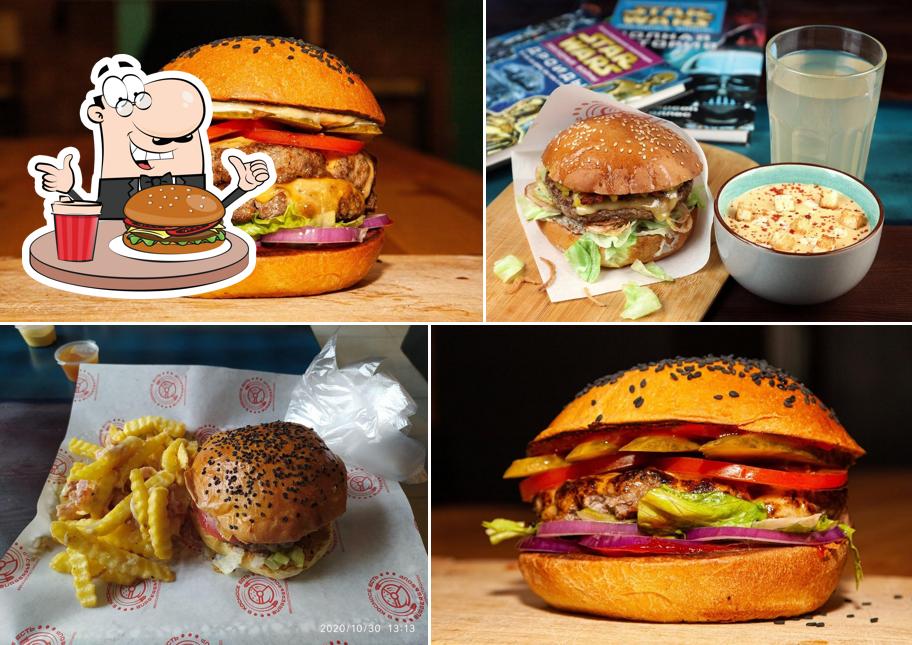 В Космосе Есть