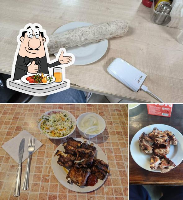 Шаумян шашлыки у Гриши