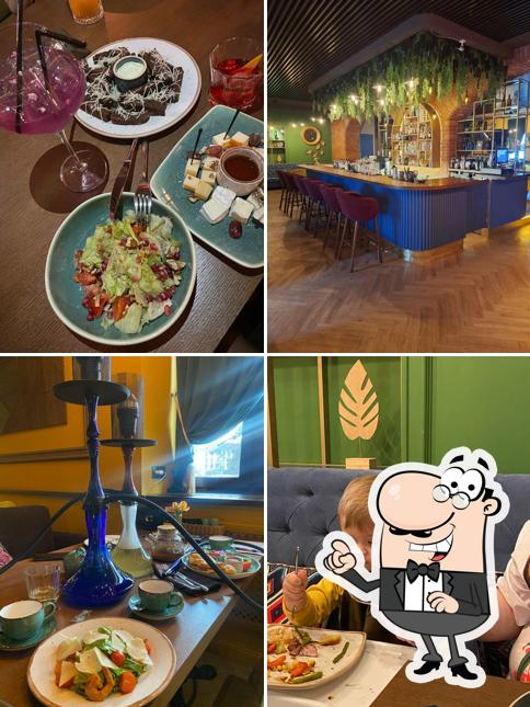 Посмотрите на внутренний интерьер "Байский"