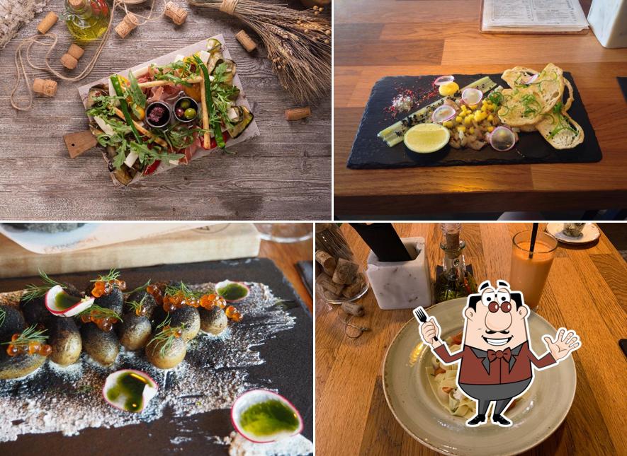 Еда в "Extra Virgin - гриле.хлеб.вино"