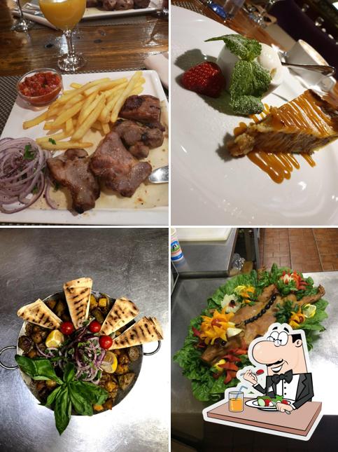 Строгинская гавань