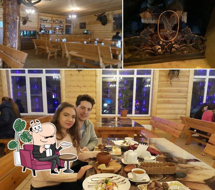 Посмотрите на внутренний интерьер "Учкудука"