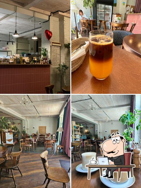 Посмотрите на внутренний интерьер "Прошуттерия"