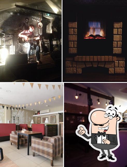 Посмотрите на внутренний интерьер "Джаз & Блюз"