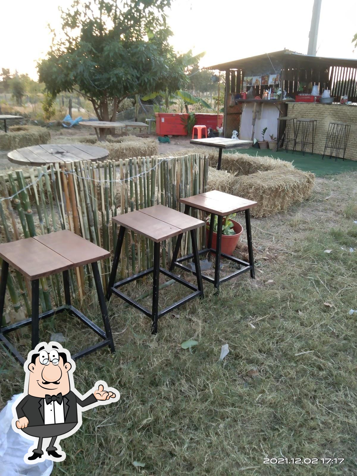 ร้านนาเหล่านั่งชิว