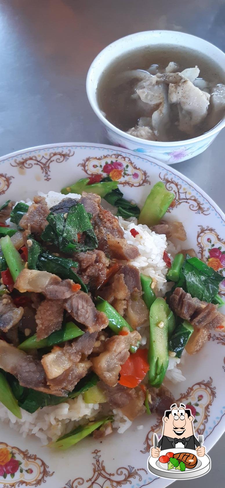 ร้านอาหารตามสั่งน้านิ่มหน้าริมภูทับกวาง