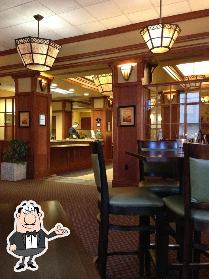 Copperleaf Hotel & Bella Vita Restaurant