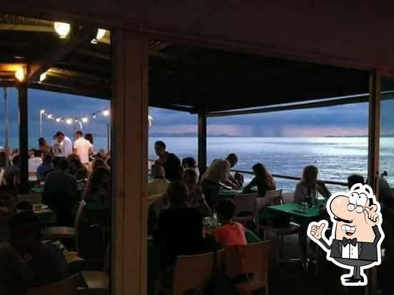 Ristorante Pizzeria Live Music " L" Arca Noteblu "