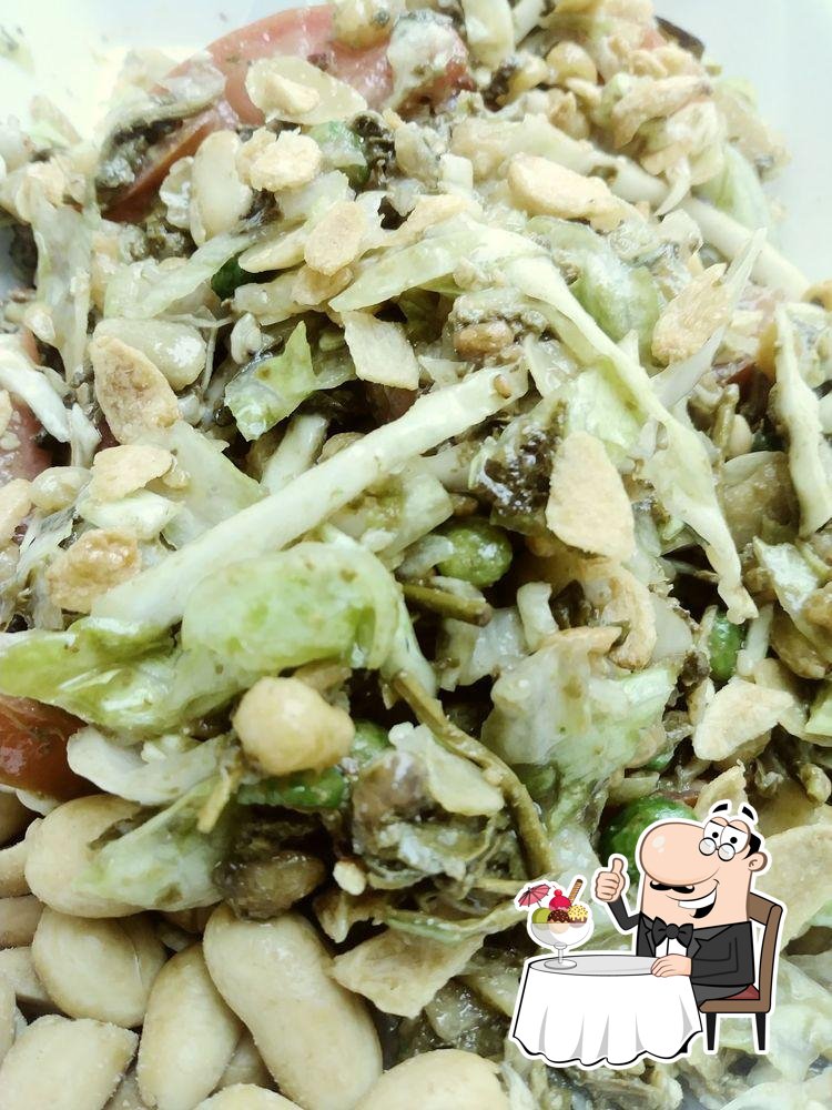 Rakhapura Mutee and Sushi