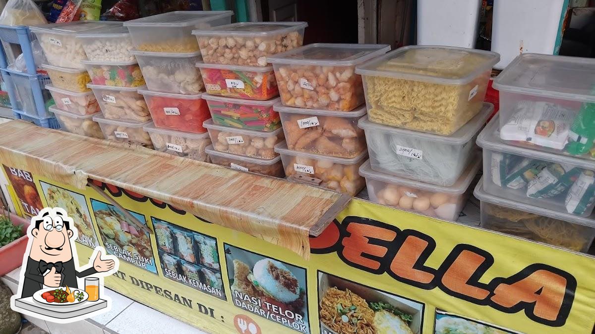 Warung Adella