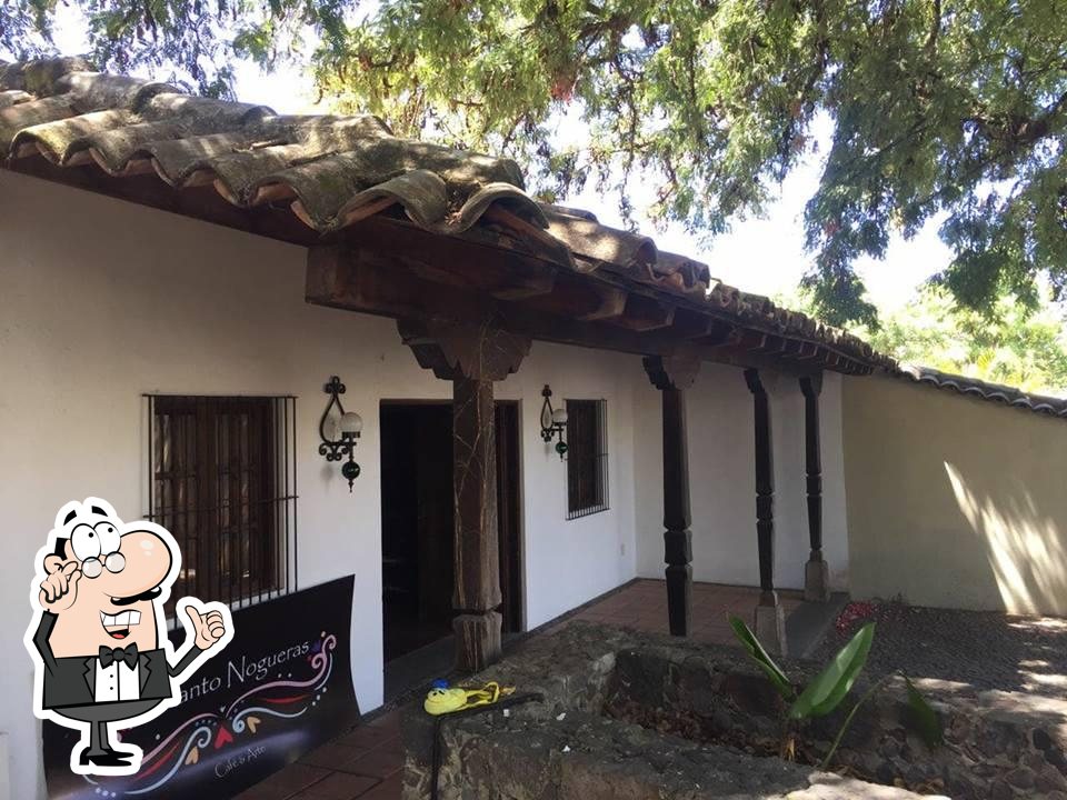 Cafetería "Encanto Nogueras" Comala