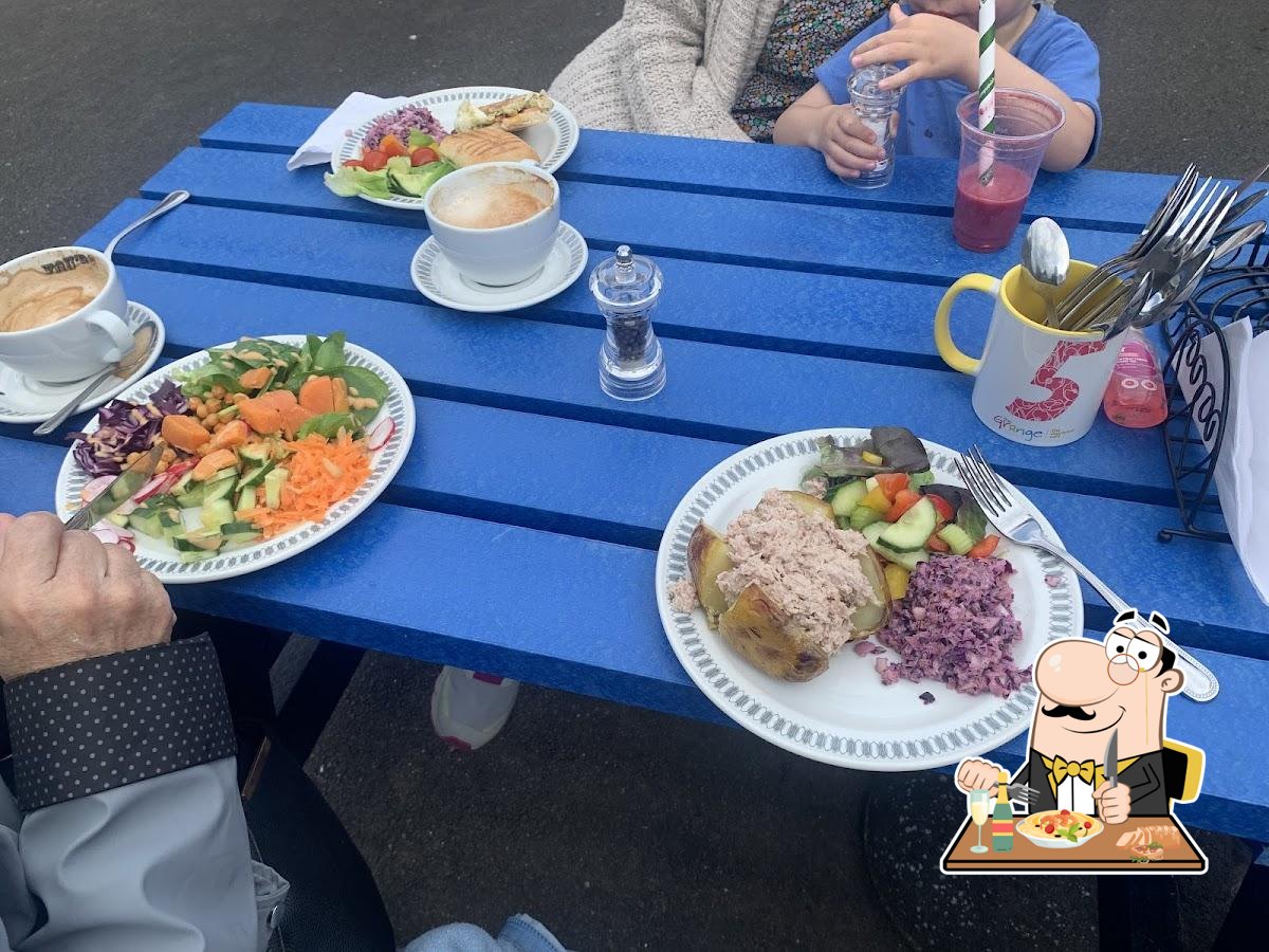 Courtyard Restaurant