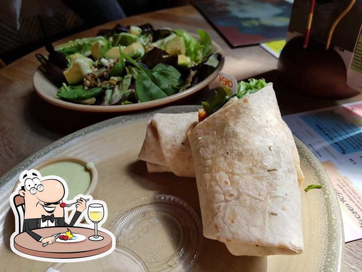 Nando's Ashton Moss