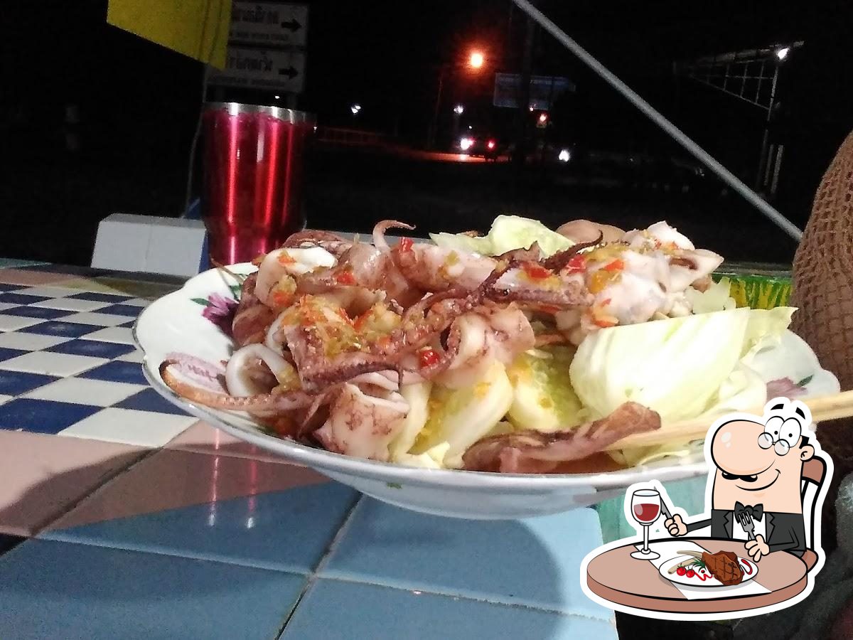 ตามสั่ง .ลาบหมู.ส้มตำ.น้ำปั่น