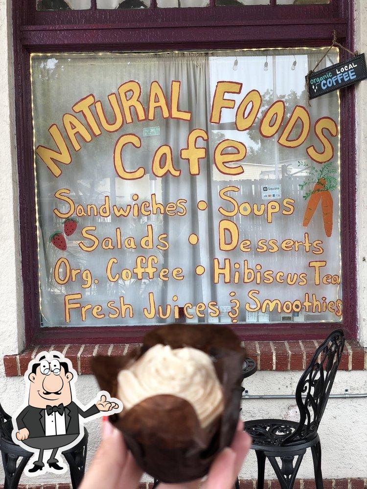 Bambis Country Market & Restaurant
