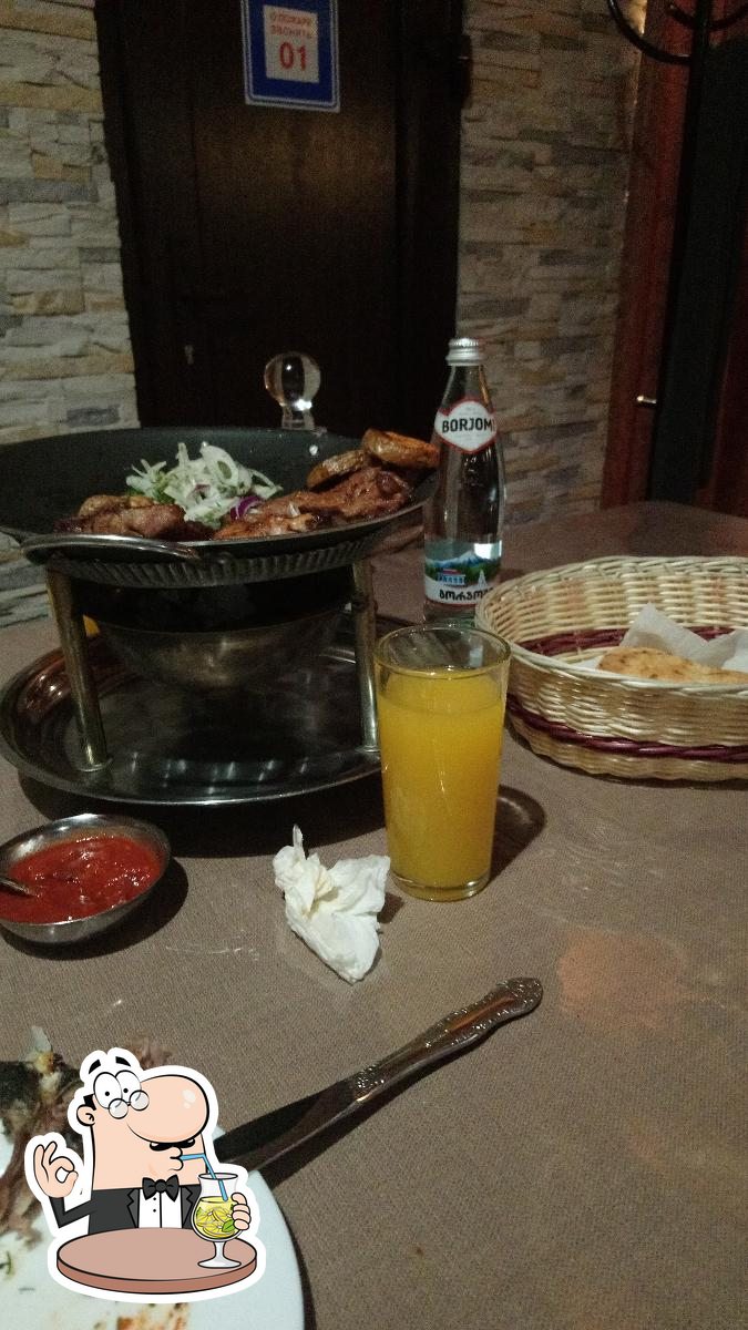 Шашлычный дворик