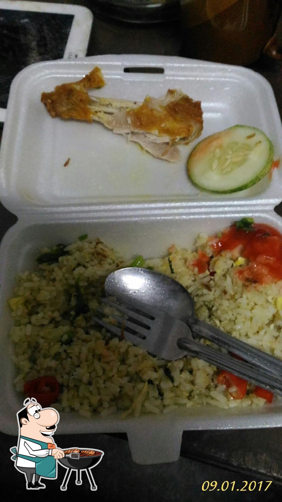 Warung Mail's Kitchen
