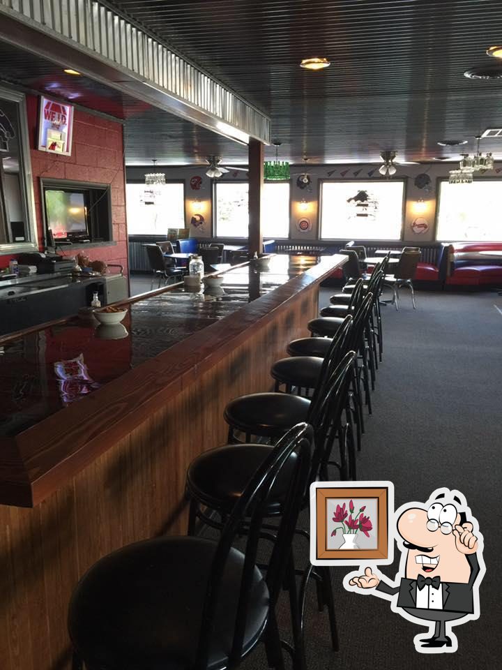 Comanche Bar & Grill