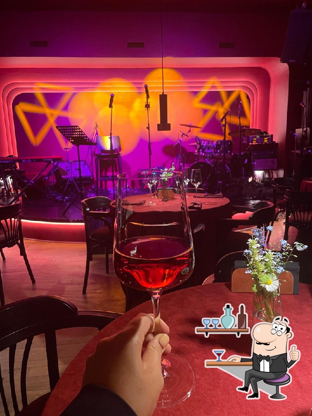 Well Well Music Bistro