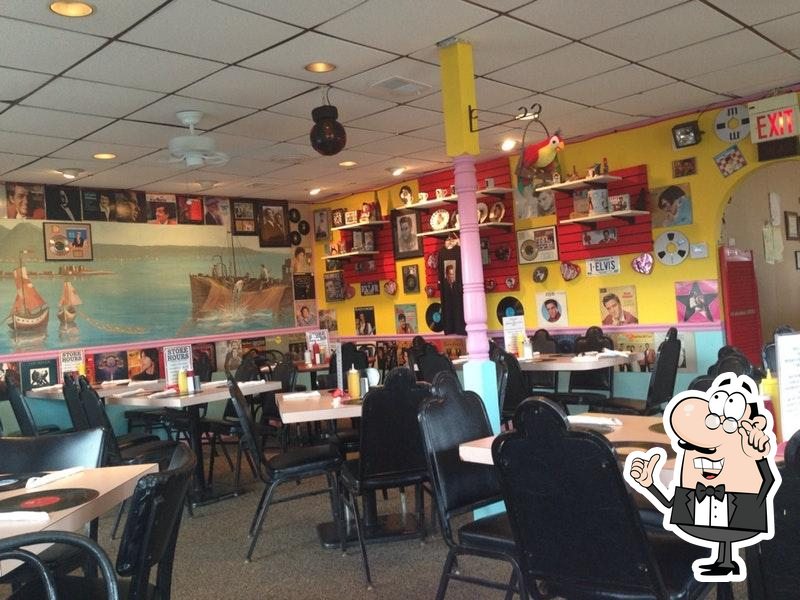 Michaels Rock N Roll Cafe