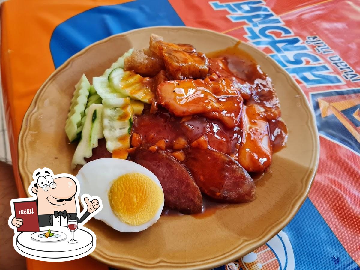 ร้านข้าวหมูแดงหมูกรอบ และ ข้าวแกง