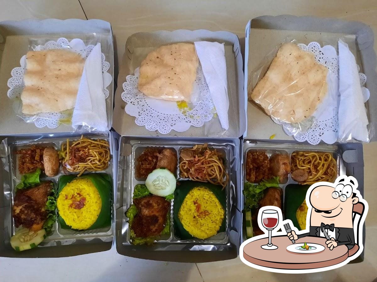 Nasi Kuning Bu Mat