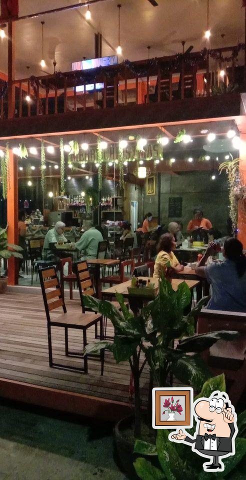Le croissant de Phuket Restaurant