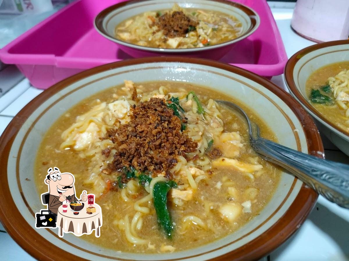 Mie Nyemek Mbah Buyut