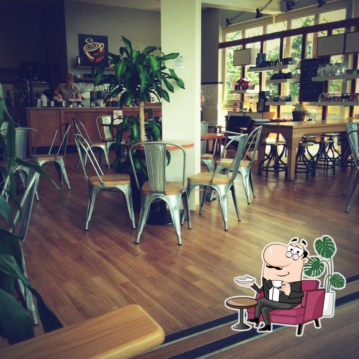 Gloria Jeans