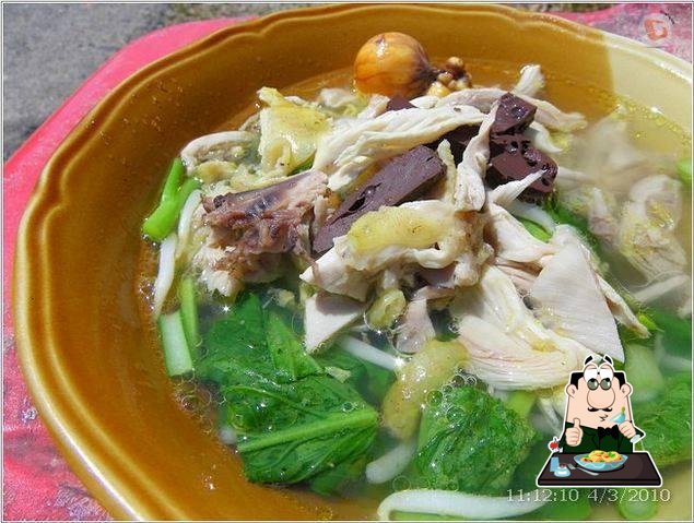 ร้านก๋วยเตี๋ยวไก่บ้านป้าจัด
