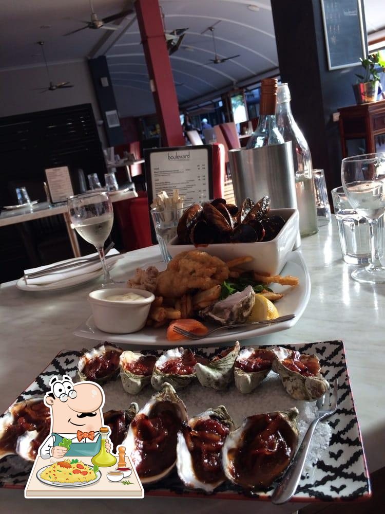 Boulevard Restaurant