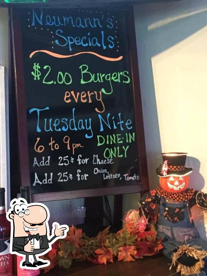Neumann's Bar and Grill