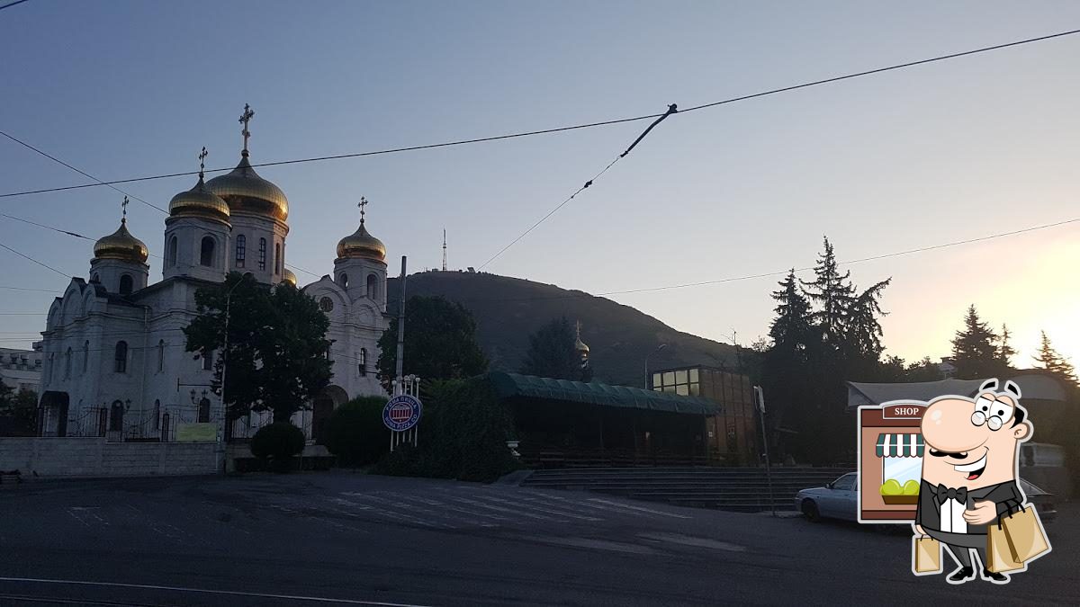 Храм