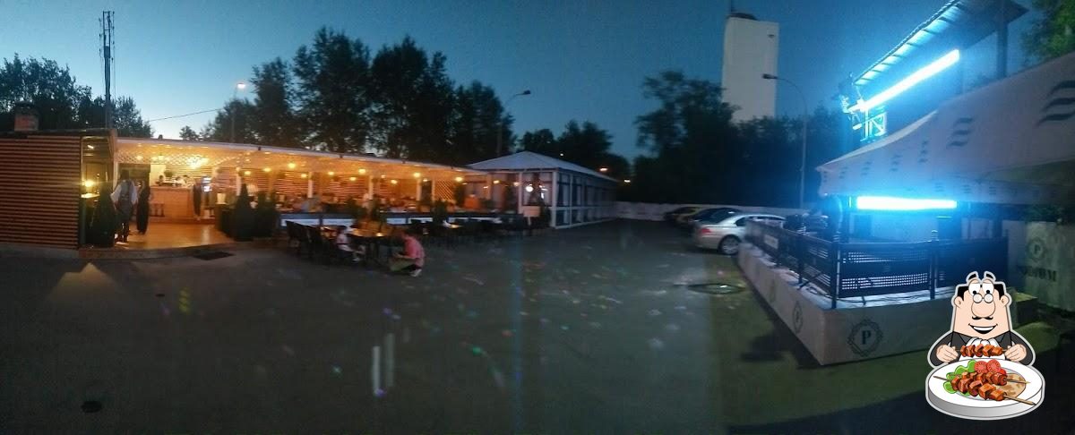 PODIUM Cafe