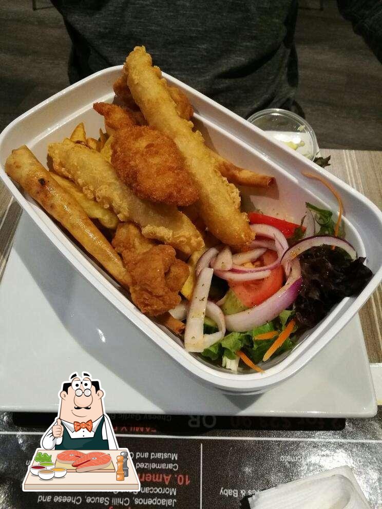 Spinnakers Restaurant & Grill