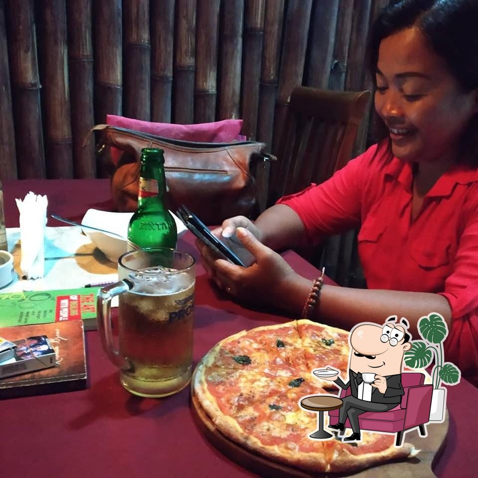 Alam Pizza