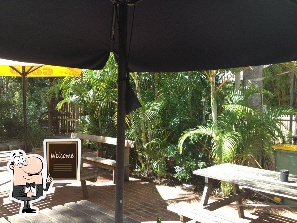 Country Life Hotel