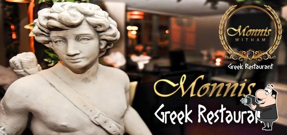 Aphrodite at Monnis - Greek Restaurant