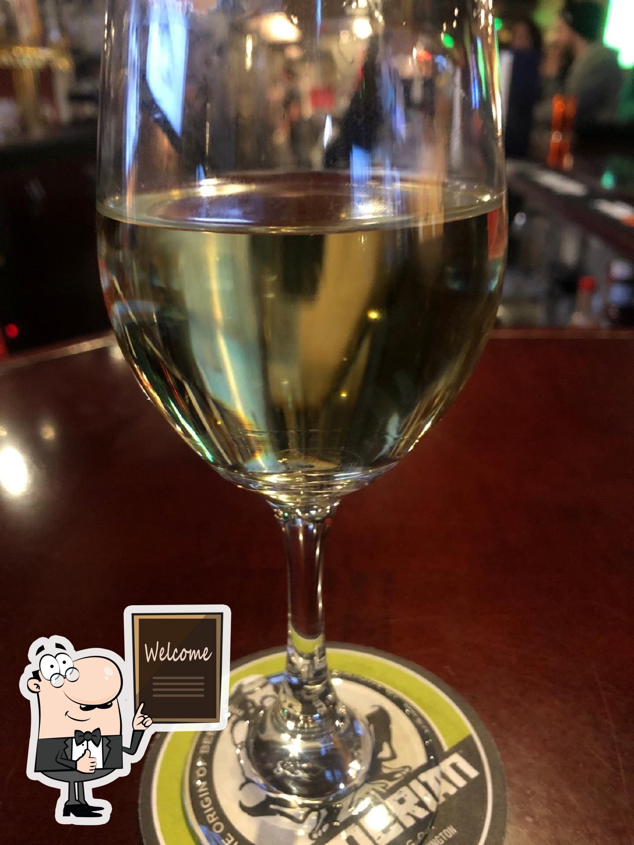 Three Lions Pub