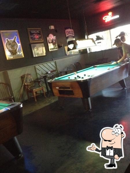 Lenny's Bar
