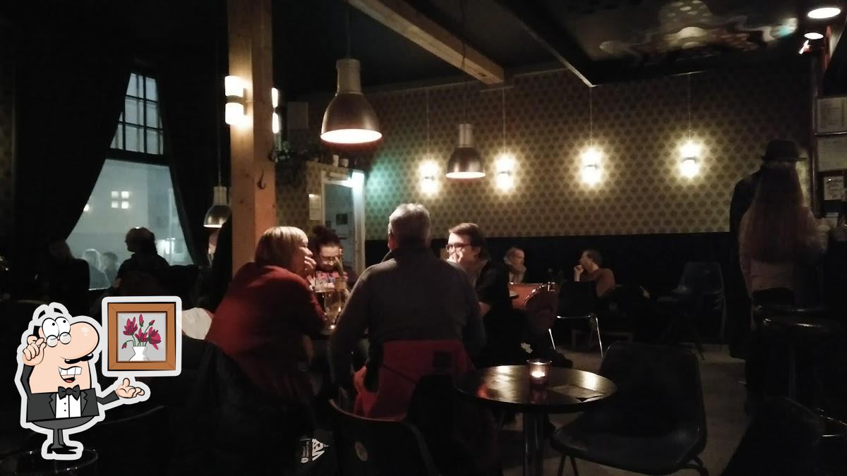 Bar Ö
