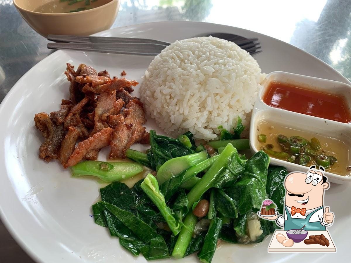 Khun Nuan's Boat Noodles