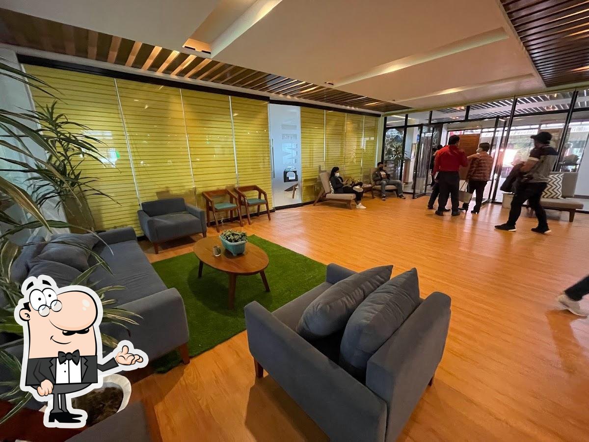 Mount Data Hotel